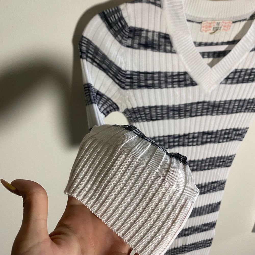 Striped Sweater - Picture 5 of 5